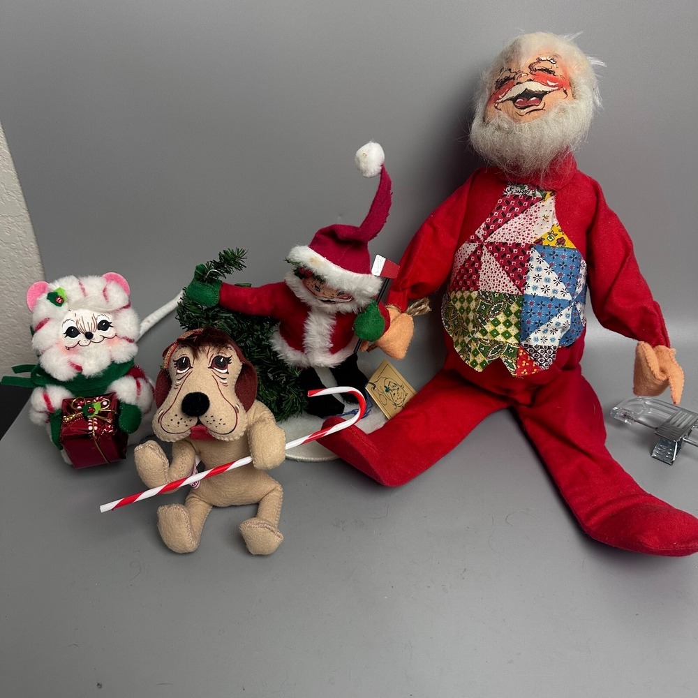 Vintage Annalee Christmas Doll Lot Santa Patchwork Peppermint Cat Dog 4pc Set